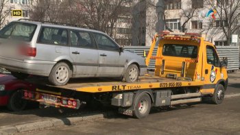 Reporter special - Iaşi, un oraş între “parcările verzi” şi parcarea pe spaţiile verzi