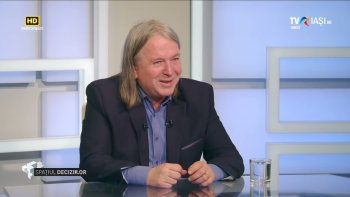 Spaţiul deciziilor – Un an de la alegerile care n-au mai fost